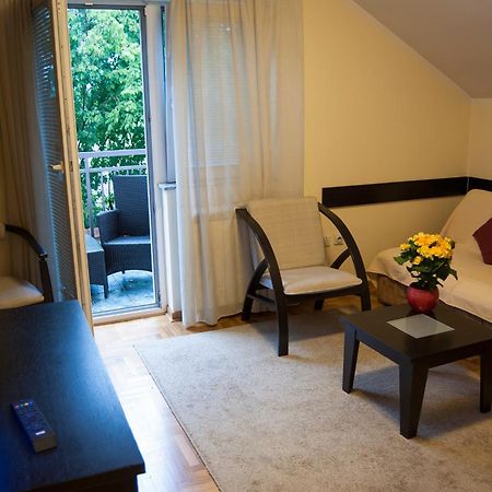 Villa Forest Belgrad Dış mekan fotoğraf